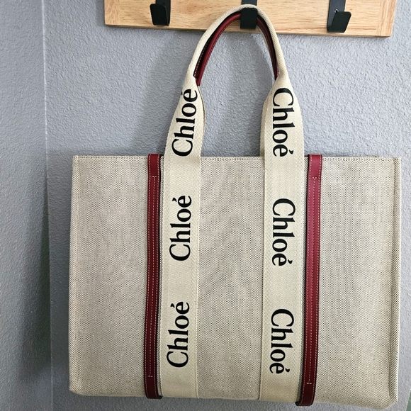 Chloe Woody Tote Bag in Linen & Leather - Picture 3 of 9